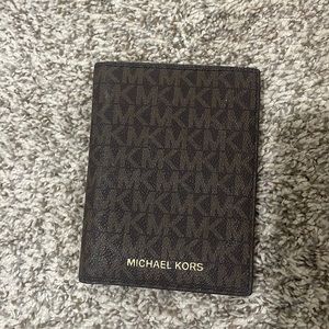 Michael Kors Passport Cover